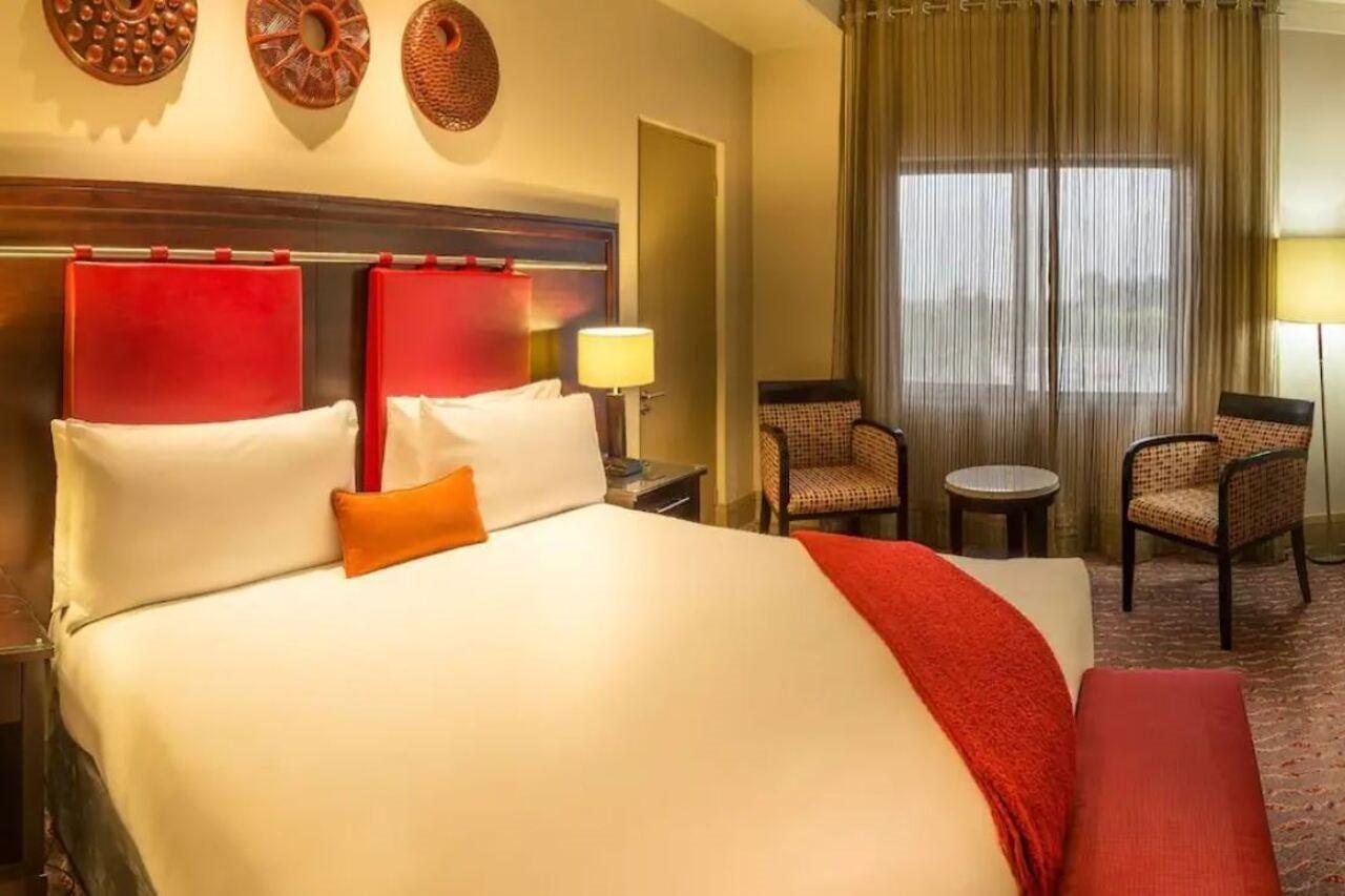 Mondior At Emperors Palace Kempton Park Extérieur photo