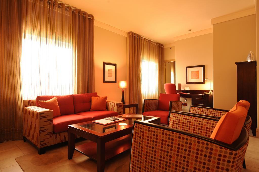 Mondior At Emperors Palace Kempton Park Extérieur photo