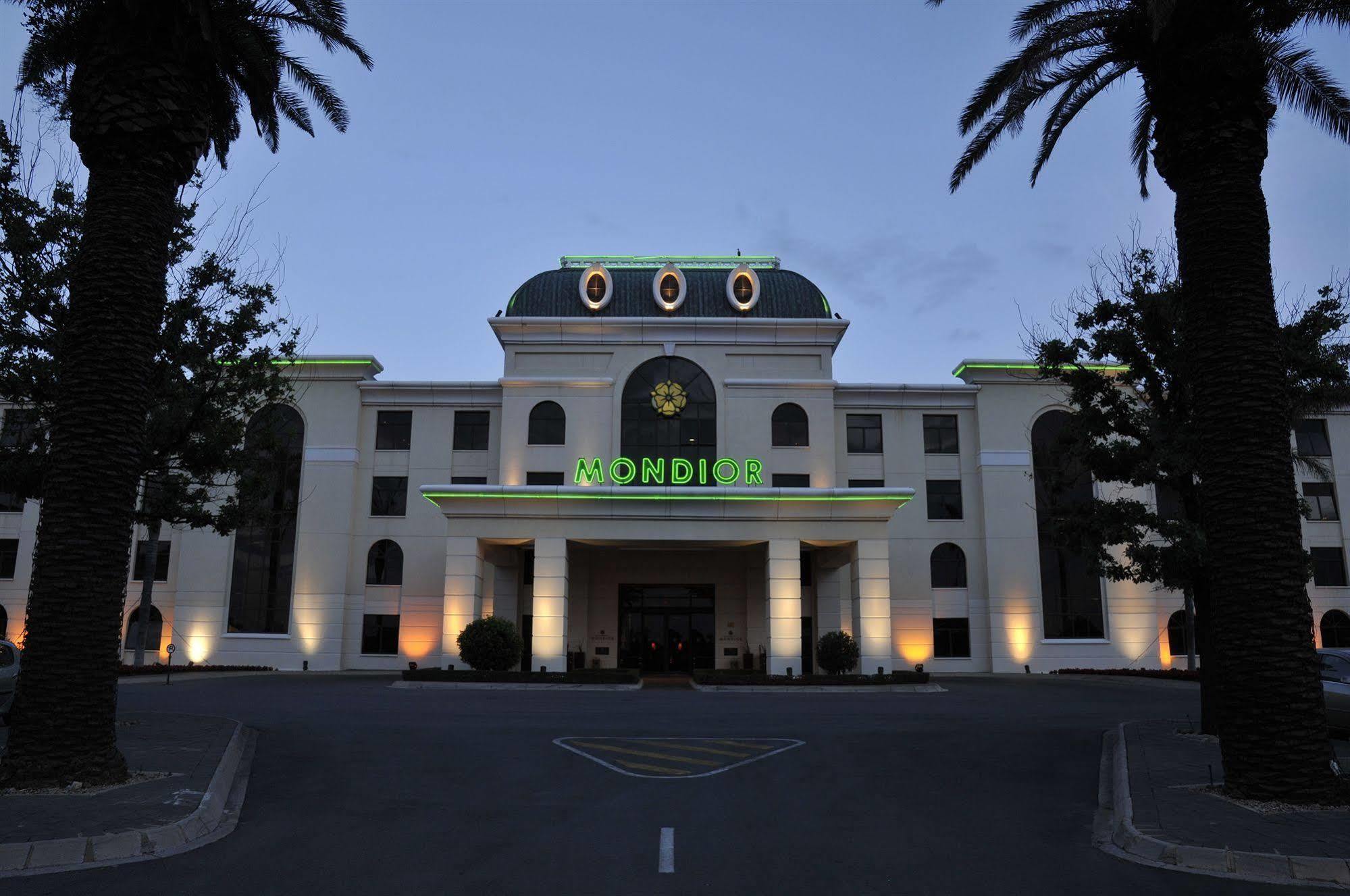 Mondior At Emperors Palace Kempton Park Extérieur photo